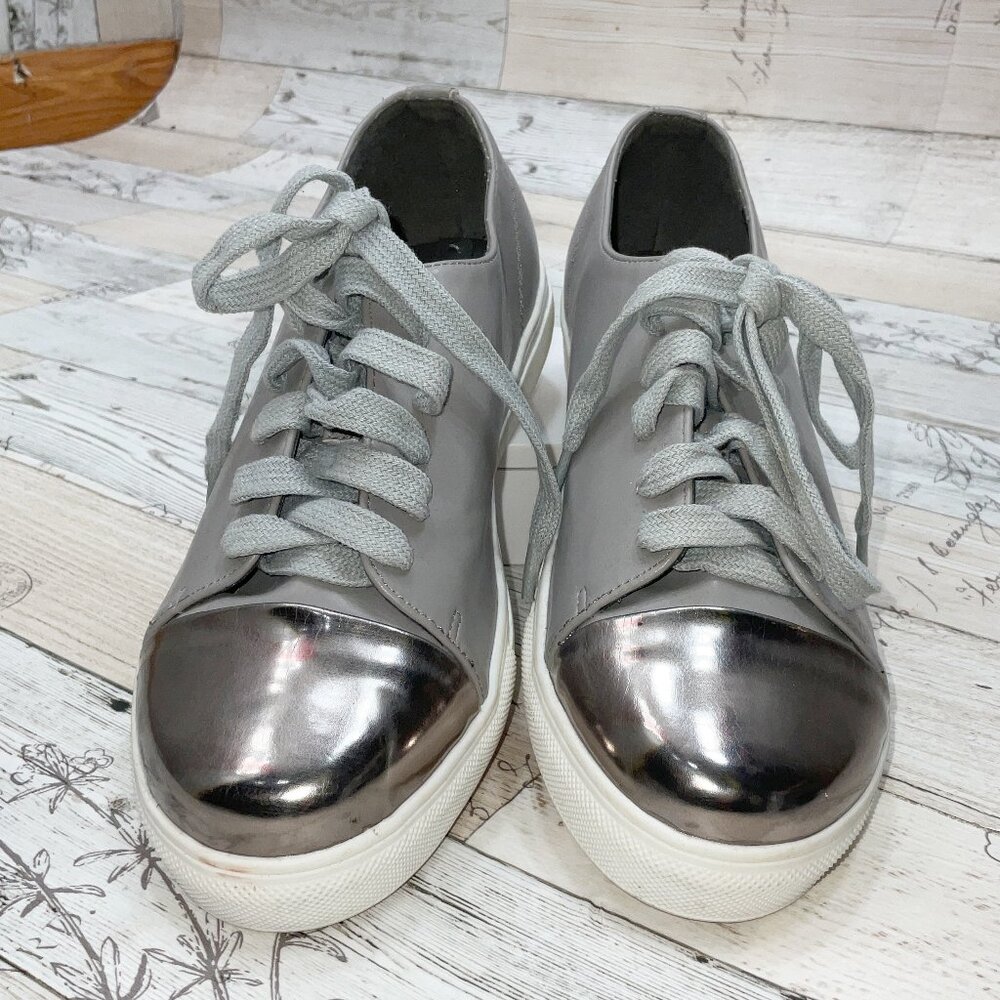 Guilty Soles Silver/Grey Marty Sneakers